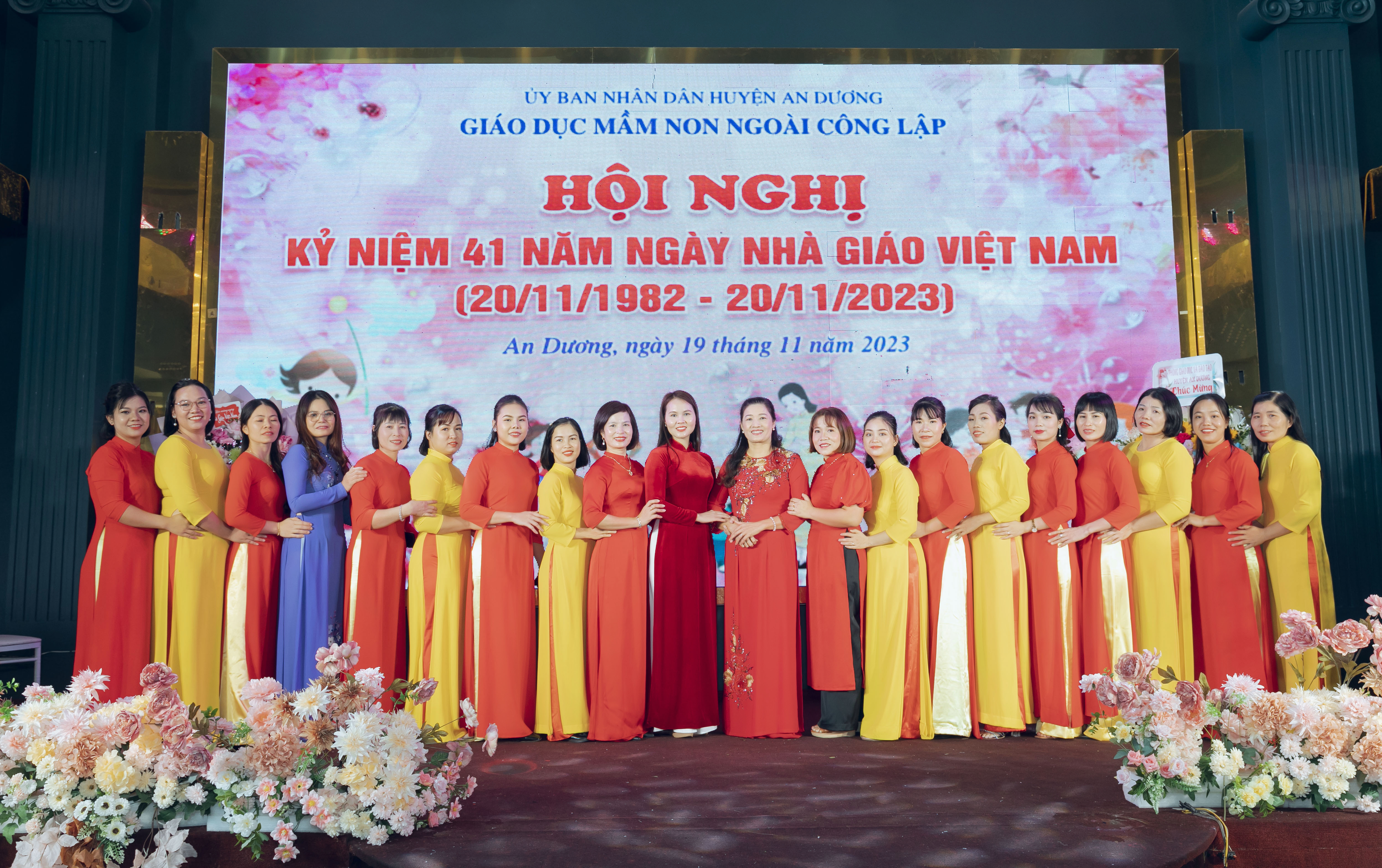 Hoà chung vào không khí kỷ niệm ngày nhà giáo Việt Nam, Câu lạc bộ Giáo dục mầm non ngoài công lập long trọng tổ chức Hội nghị Kỉ niệm 41 năm ngày Nhà giáo Việt Nam (20/11/1982 - 20/11/2023)